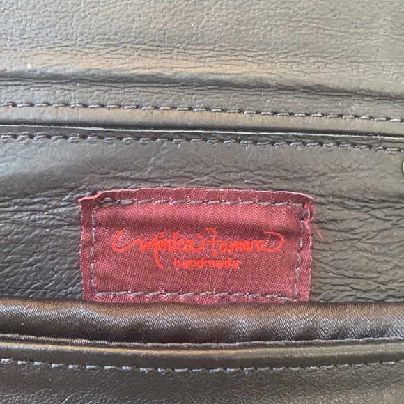 Handmade Monica Famora Leather Clutch - Picture 2 of 3